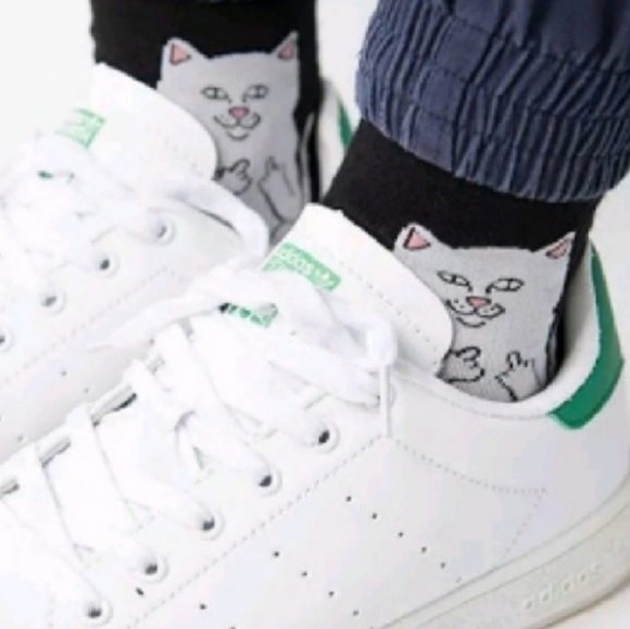 Accessories - 1 LEFT 🎀3/$23🎀 Naughty Kitty Socks